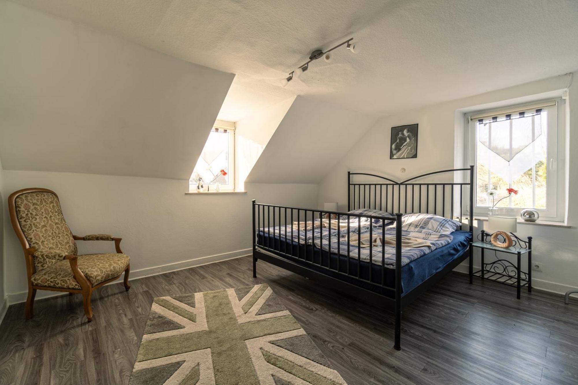 Historisches Ferienhaus "Zur Linde" Hausten Екстериор снимка